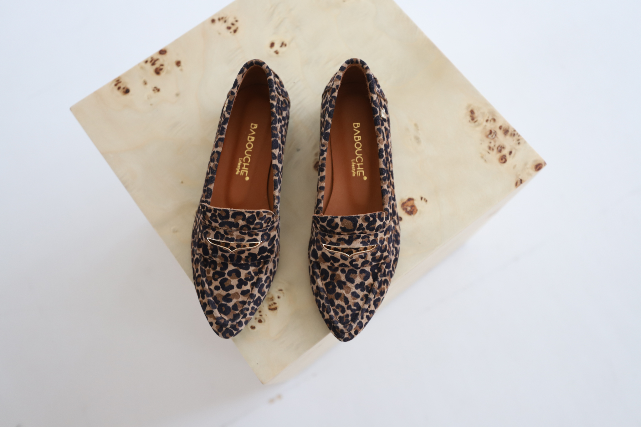 Babouche loafers met studs zwart