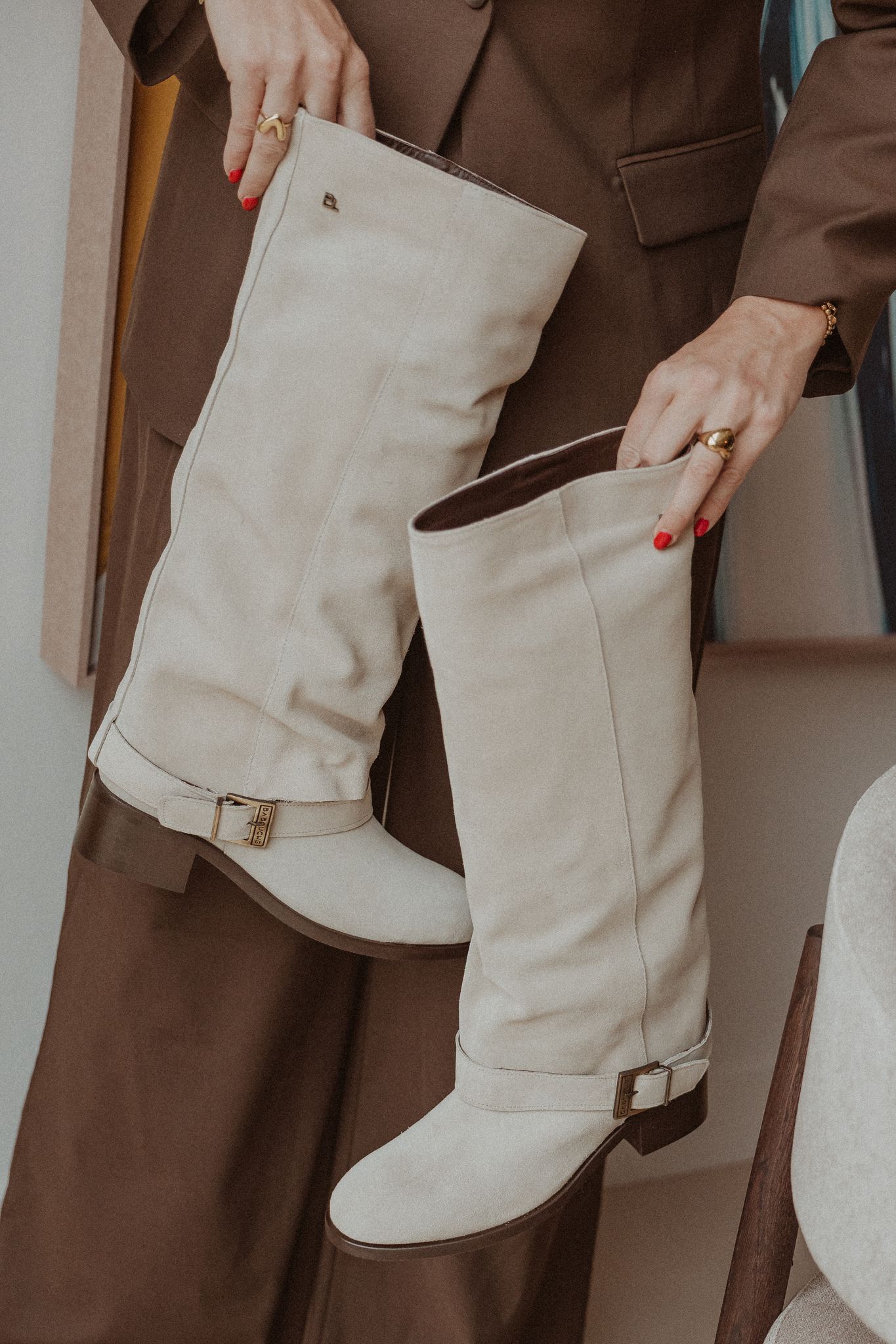 Hoge laarzen grote maat schoenen babouche