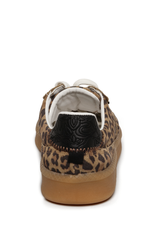 Euphoria sneakers Steve Madden