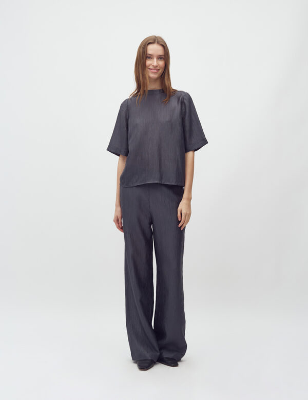 Samia blouse en Emmana pants mbym grijs