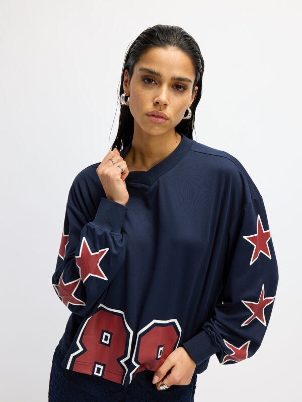 Top Ulla refined department