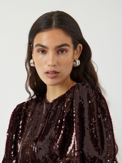 Yasroyalina sequin top