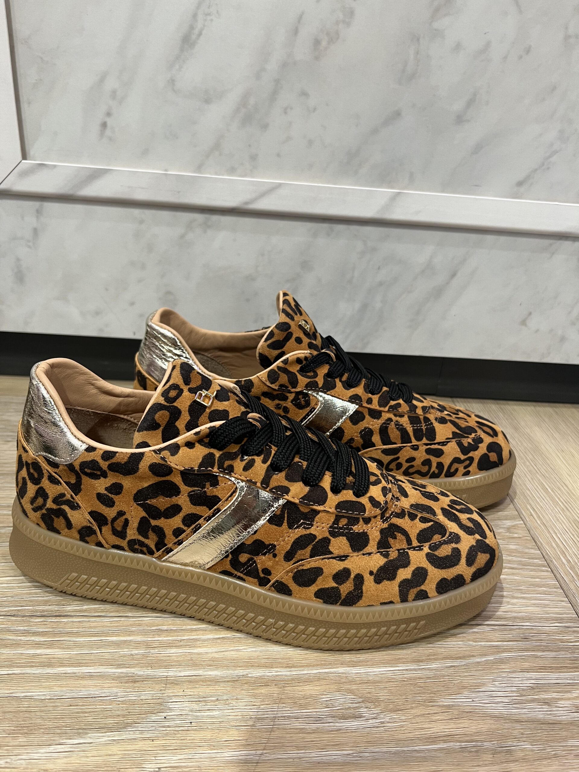 Yessy sneaker babouche