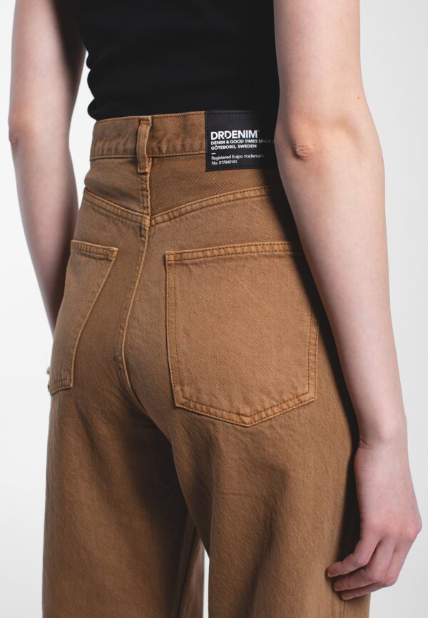 Echo washed pecan dr. denim