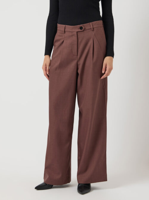 Yasporto pantalon