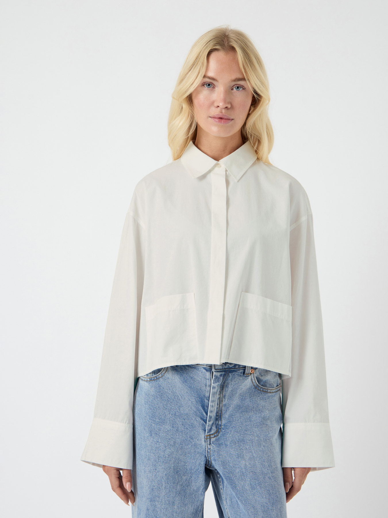 Yaslee short blouse wit