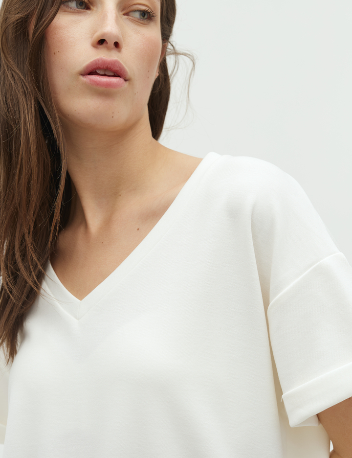 Amana v-hals shirts sugar mbym