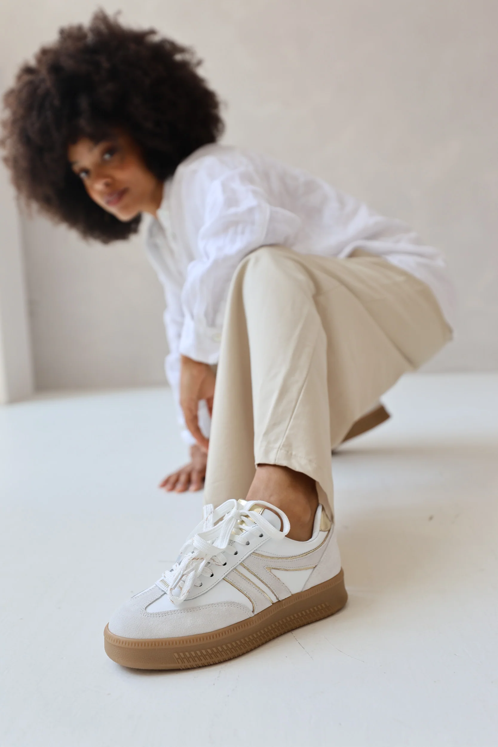 Jilly sneaker goud/wit babouche