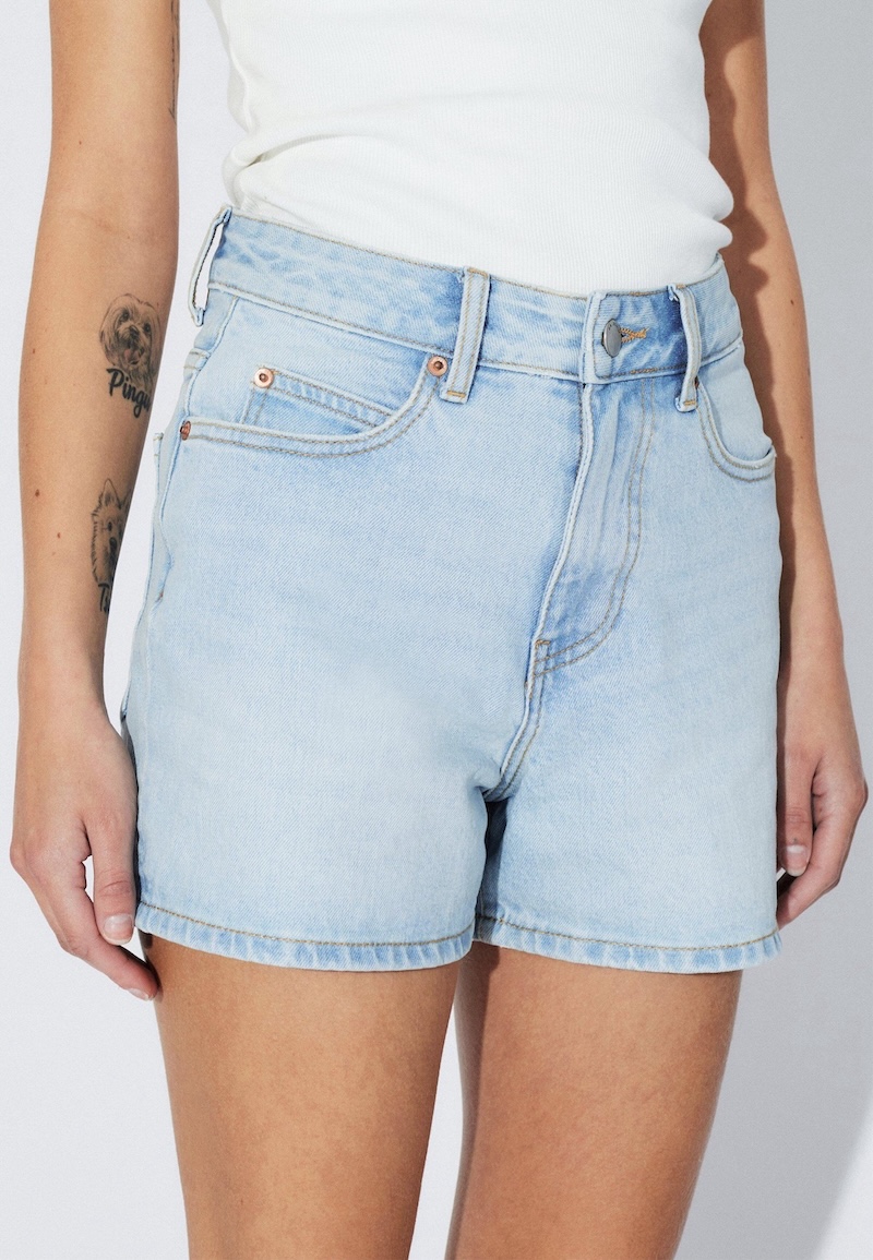 Nora Shorts Bay Light Used Dr. Denim