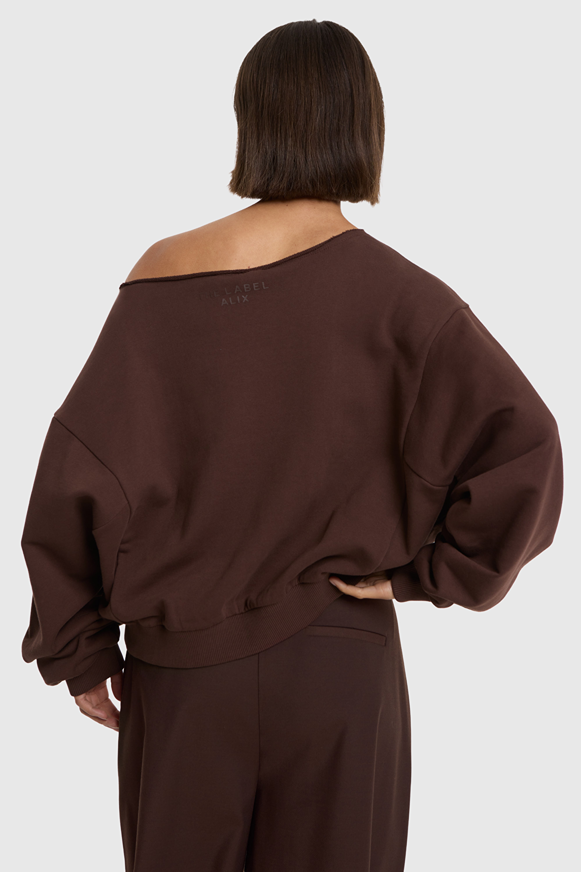 Badwing sweater brown alix the label