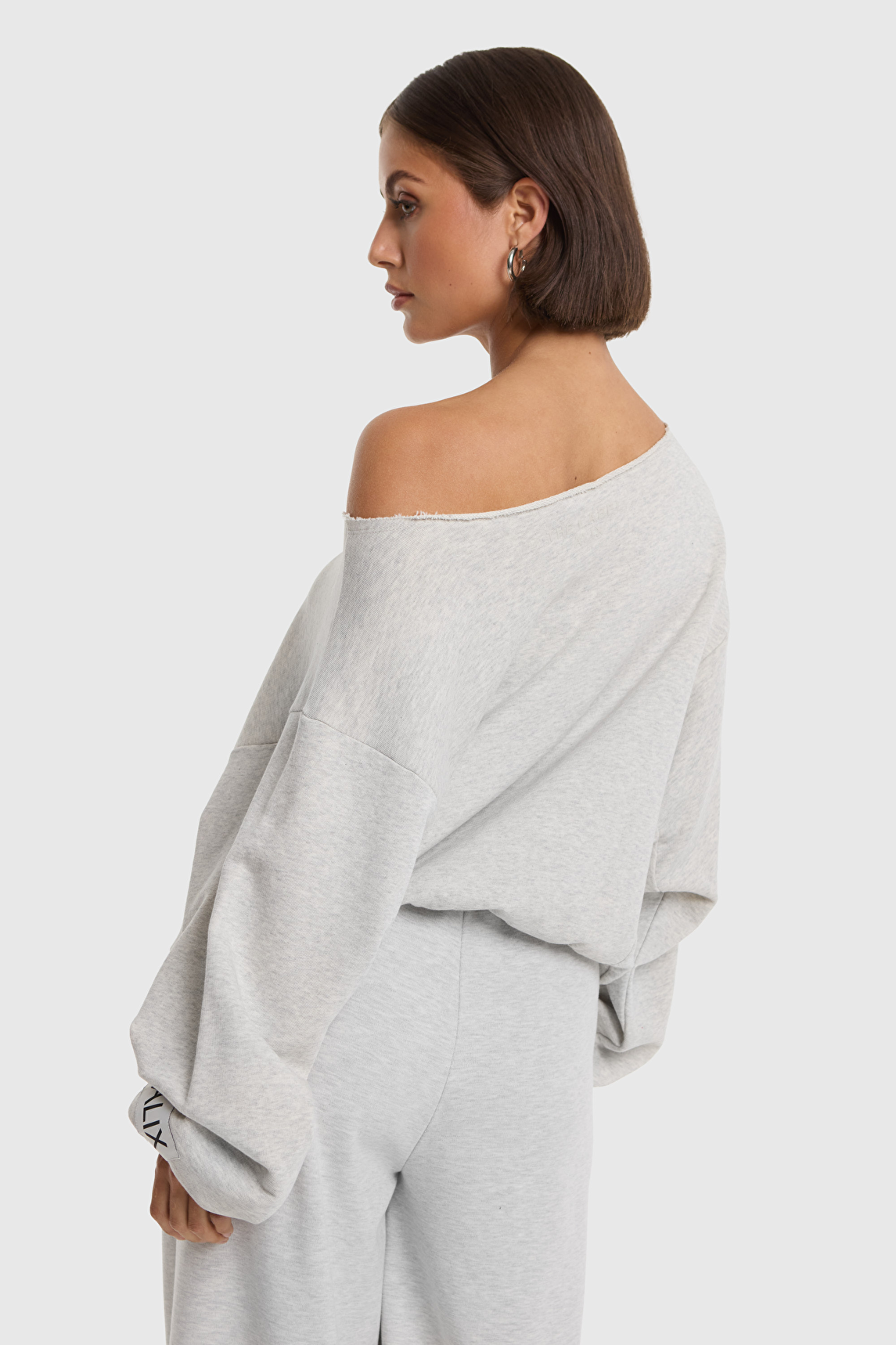 Badwing sweater grey alix the label