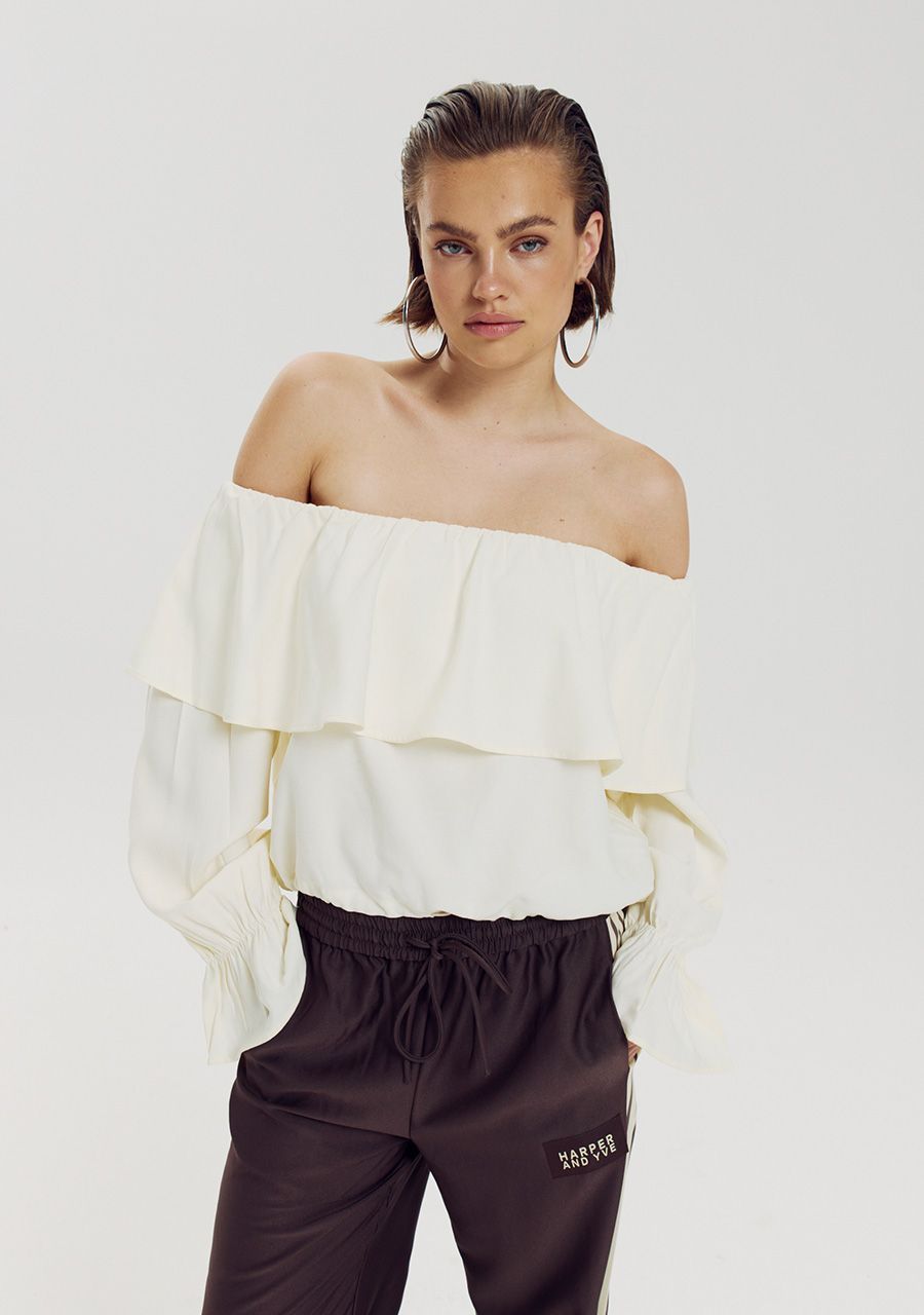 Fynn blouse beige harper and yve