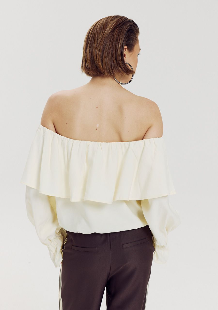 Fynn blouse beige harper and yve