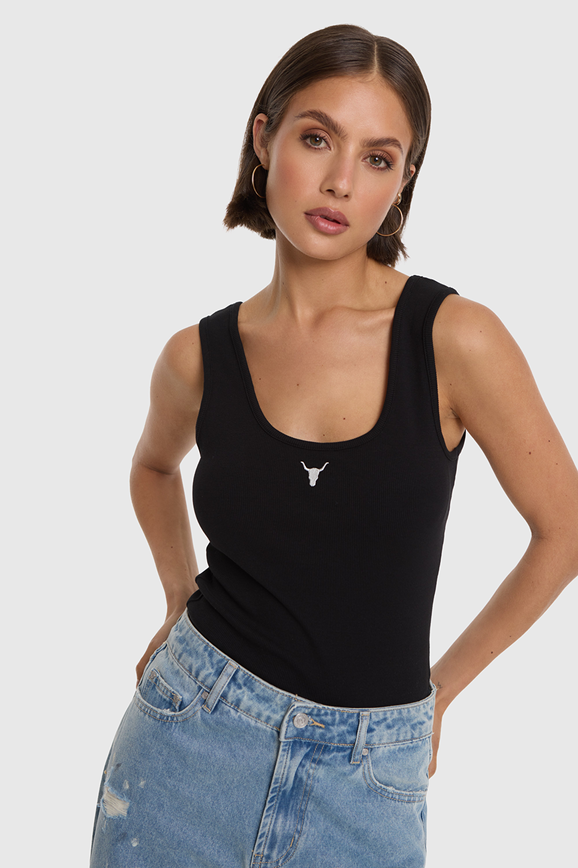 Ladies knitted tank top zwart alix the label