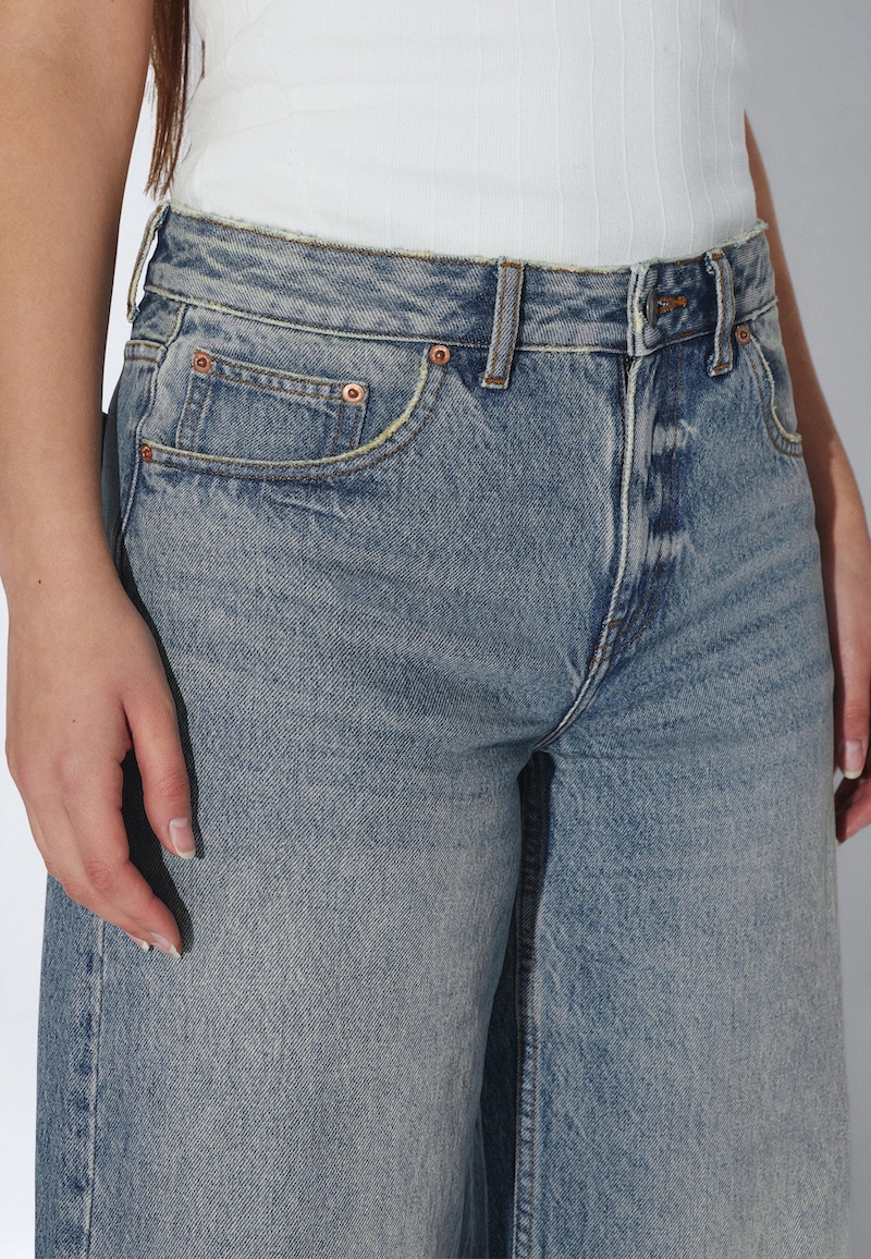 Rhue low wide stream sky fade vintage dr. denim