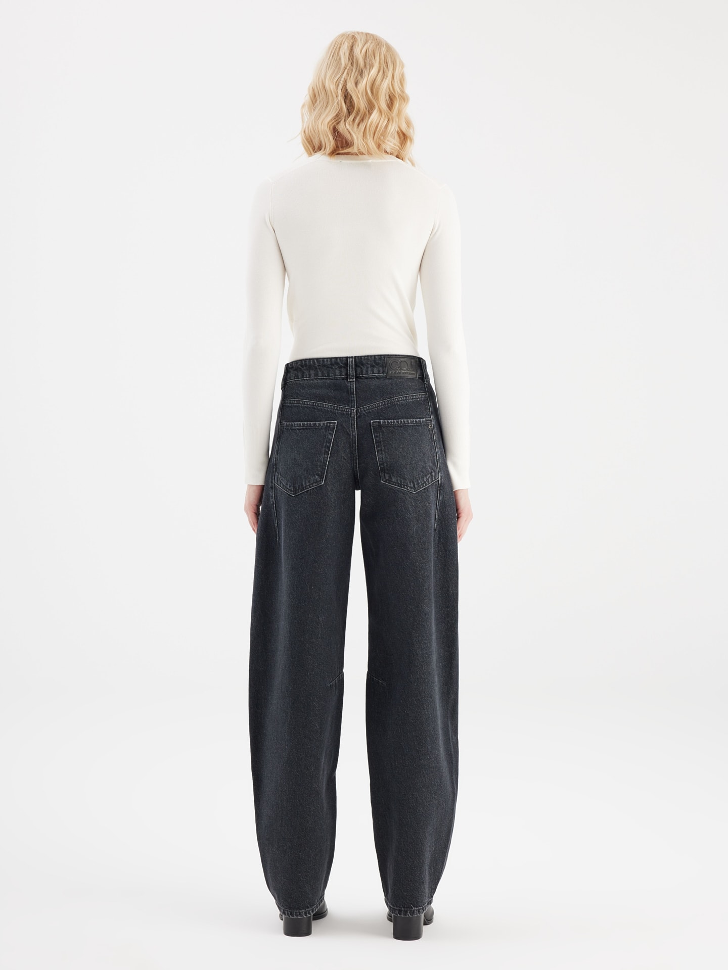 Clara black vintage coj denim