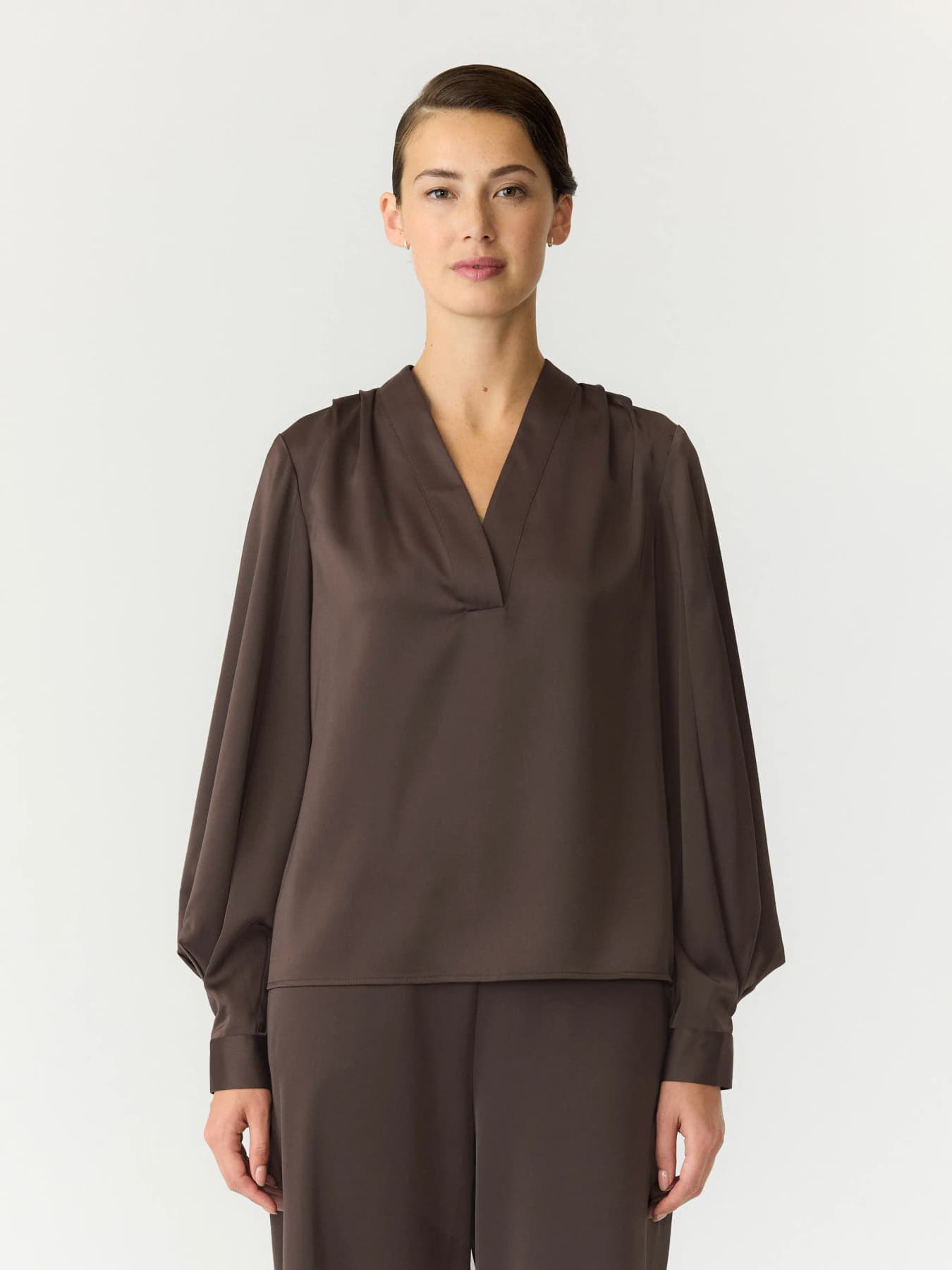 Yaspella top bruin